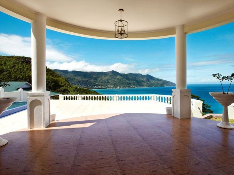 Petit Amour Villa Glacis  Exteriör bild